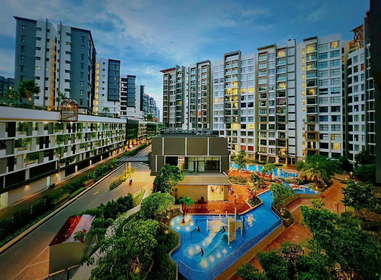Căn hộ Celadon City có bếp và máy giặt phù hợp lưu trú theo tuần